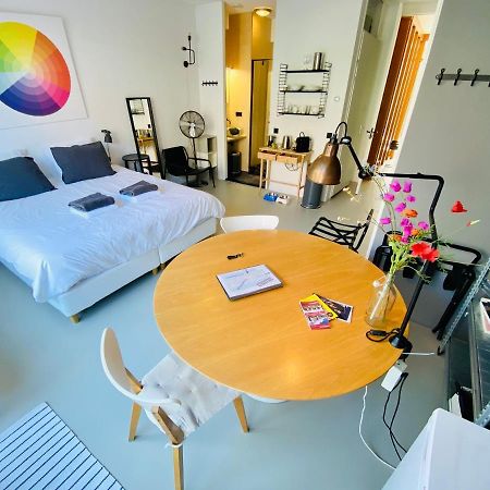 Private Studio With Free Car Parking Amsterdam Exterior photo